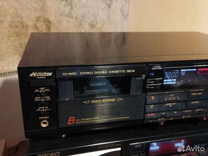 Кассетная дека Victor