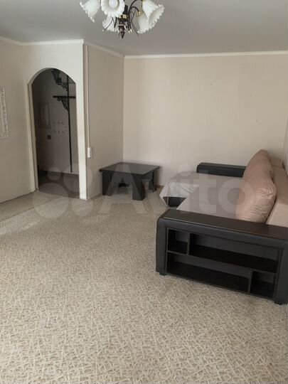 2-к. квартира, 43 м², 2/5 эт.