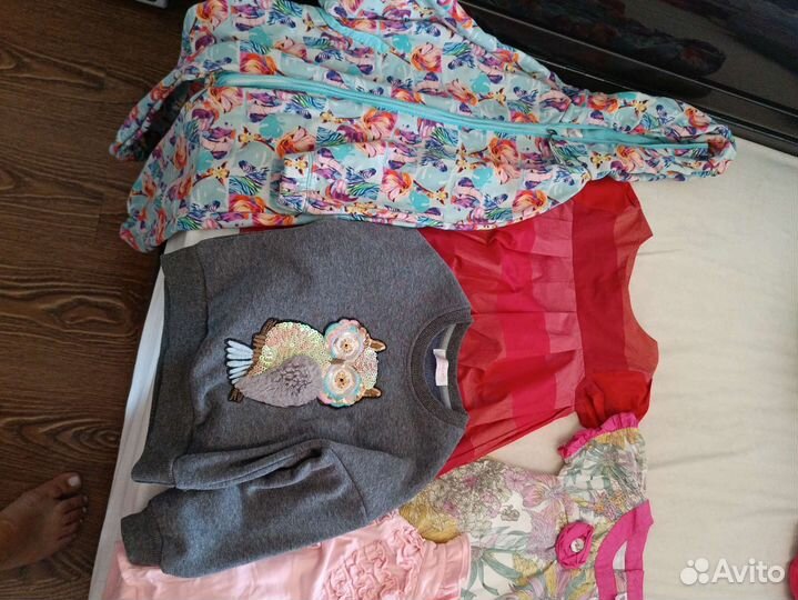 Большой пакет одежды для девочки