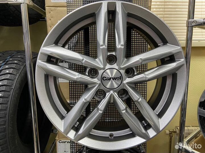 Диск литой Carwel Вайт 6x16 5x114.3 ET45 DIA67.1 S