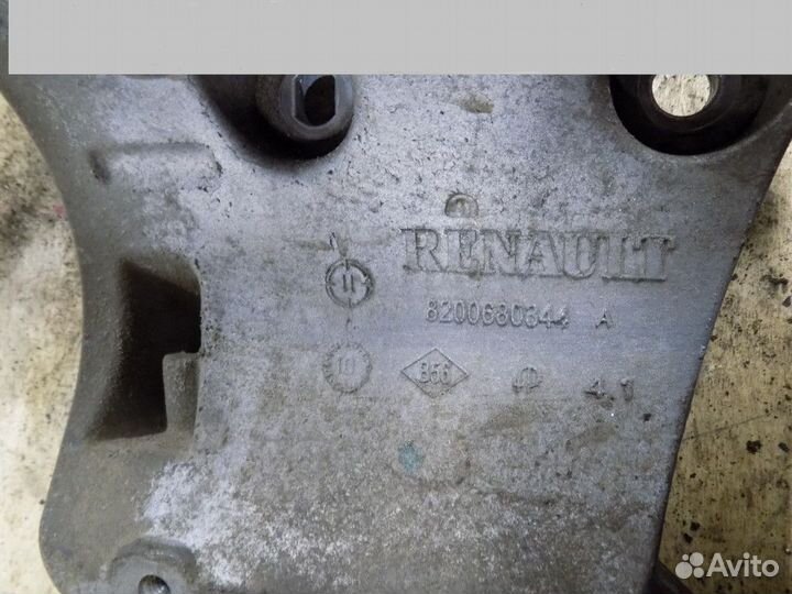 Кронштейн генератора Logan 2005-2014