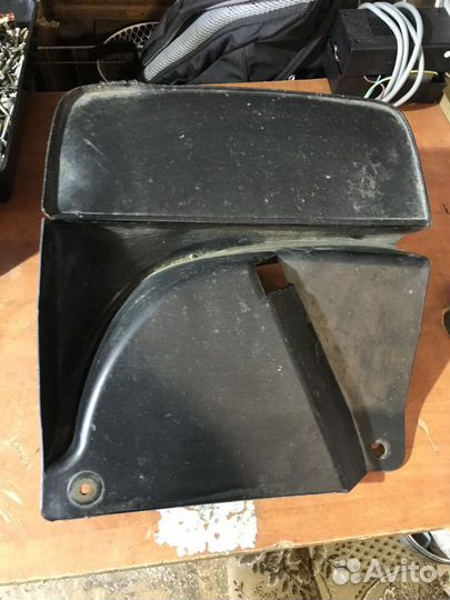 Брызговики задние на Тойоту Ланд Крузер Прадо 120