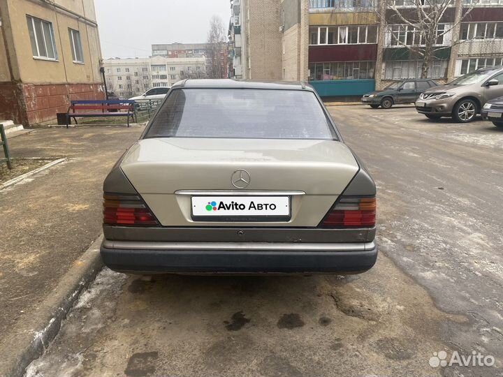 Mercedes-Benz W124 2.3 МТ, 1988, 390 000 км