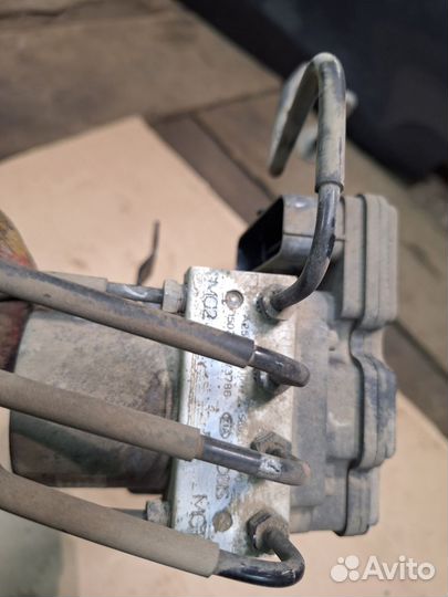 Блок ABS Kia Ceed 2 JD