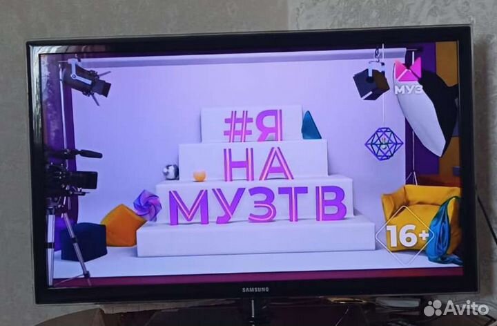 Телевизор Samsung Smart TV