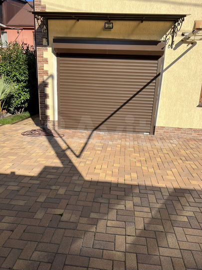 Дом 300 м² на участке 6 сот.