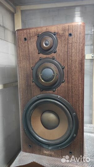 Diatone DS-2000Z (Шпон американский орех )