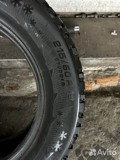 Michelin X-Ice 3 215/60 R16 99T
