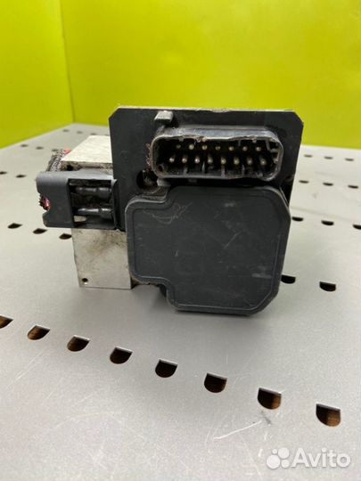 Блок ABS Audi A6 C5 avant 2.5TDI AKE 2000