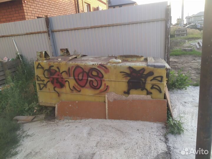 Емкость для воды металлическая бу