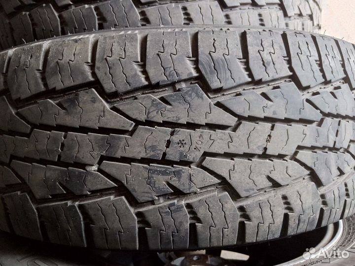 Nokian Tyres Rotiiva AT 215/65 R16