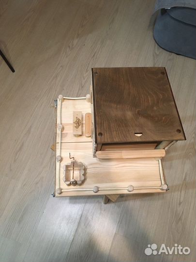 Кормушка для птиц из дерева