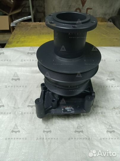 Насос водяной WD615 Weichai612600060726