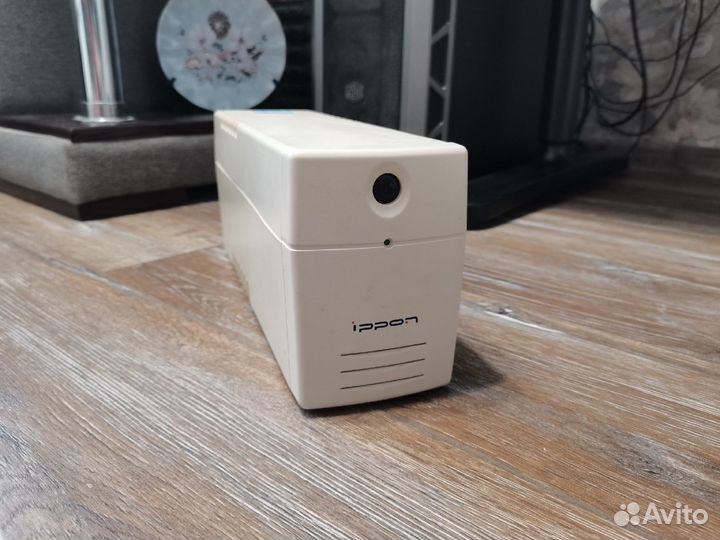 Ибп Ippon Back Power Pro 600