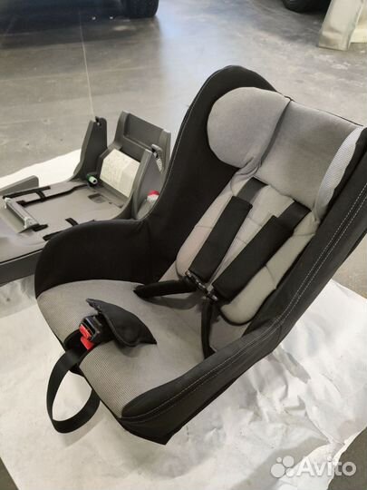 Детское автокресло audi 9-18 кг