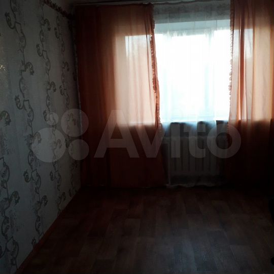 Комната 18 м² в 1-к., 4/4 эт.
