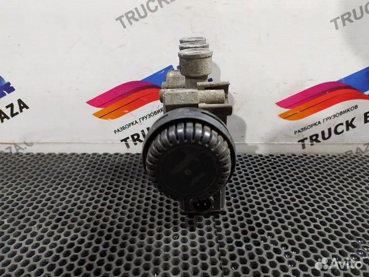 Кран уровня пола главный