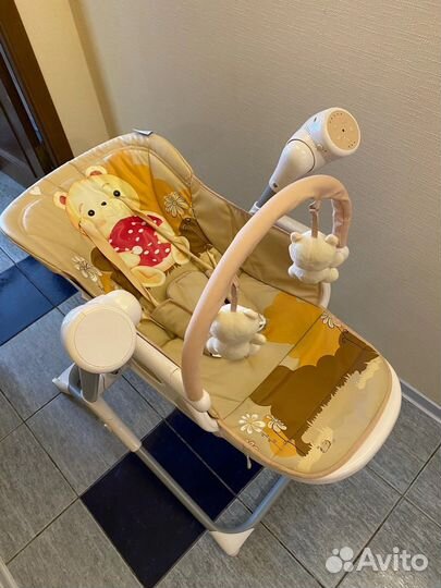 Стульчик для кормления Nuovita качели
