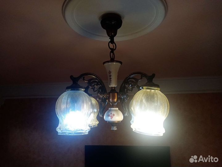 Люстра потолочная