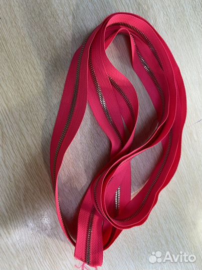 Молния металлическая