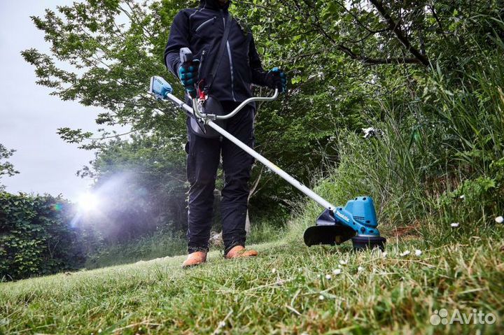 Триммер электрический Makita DUR190UZX3 аккум. нер