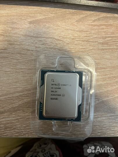 Процессор Intel core i5 12400