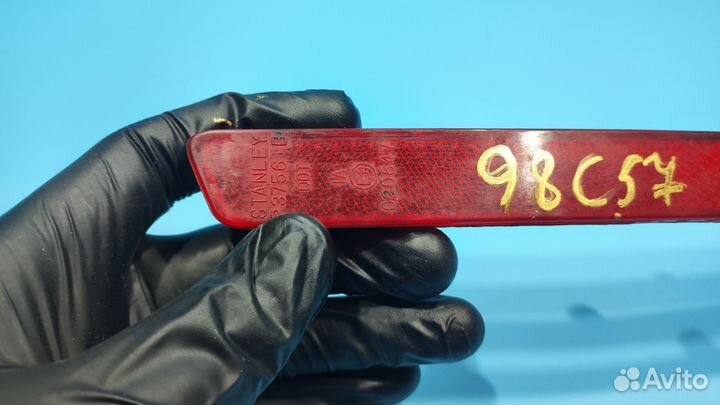 Катафот заднего бампера для Mazda 3 2003-2009