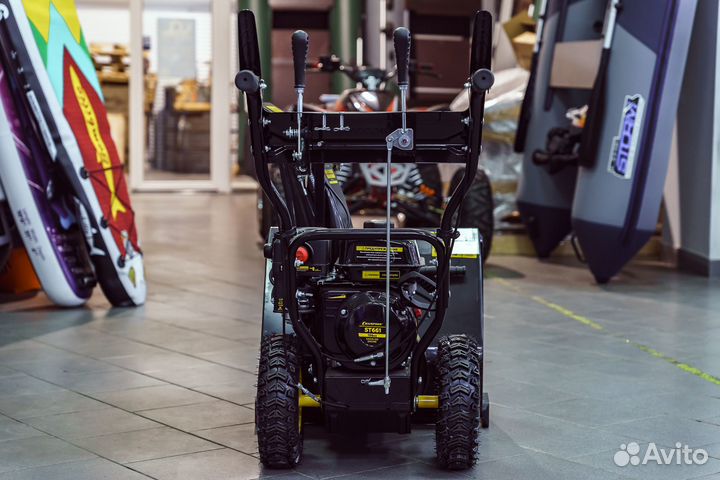 Снегоуборщик champion 661 ST