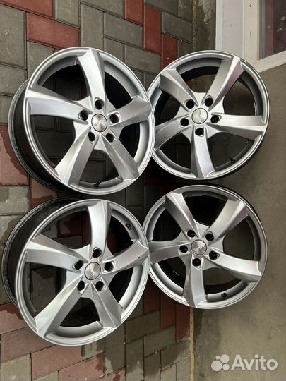 Литые диски r 17