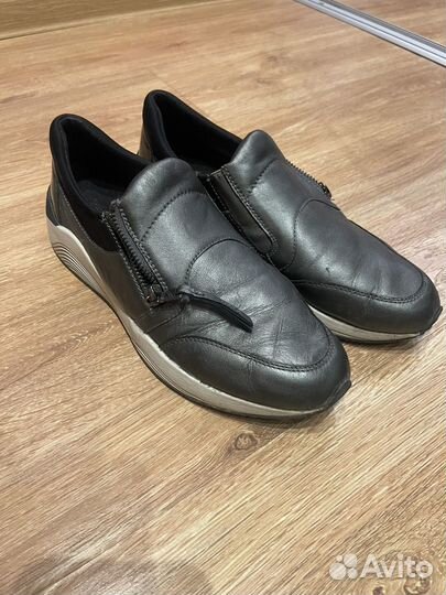 Кроссовки женские geox