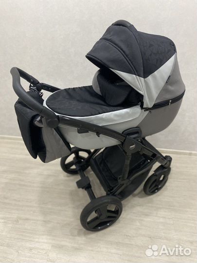 Продам детскую коляску