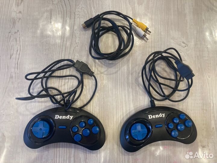 Игровая приставка dendy classic