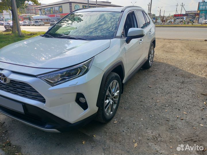 Toyota RAV4 2.0 CVT, 2021, 31 000 км