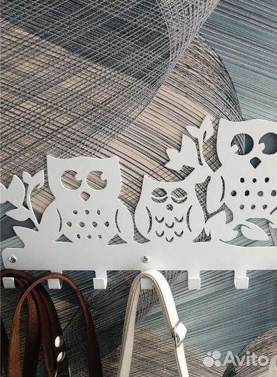 Ключница-вешалка настенная металлическая