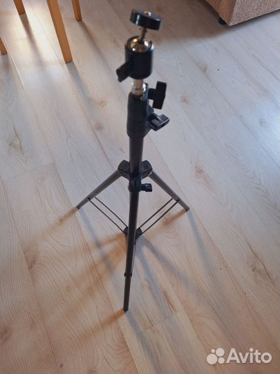 Селфи кольцо на штативе