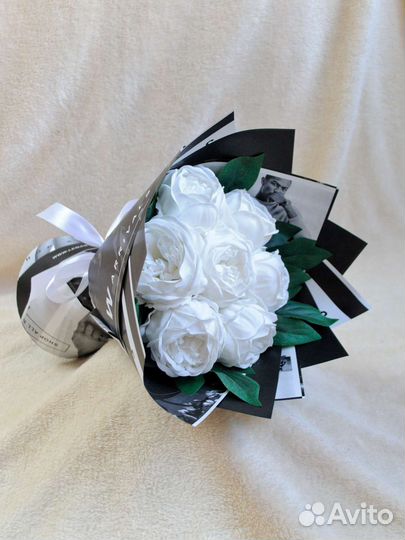 Букет пионов из мыла