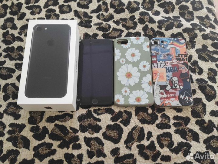 Телефон iPhone 7 2/32
