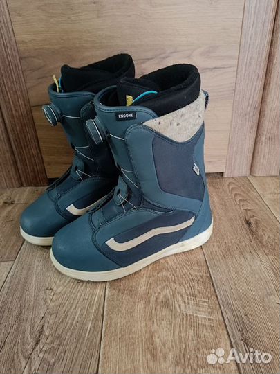Сноубордические ботинки 39 vans Encore