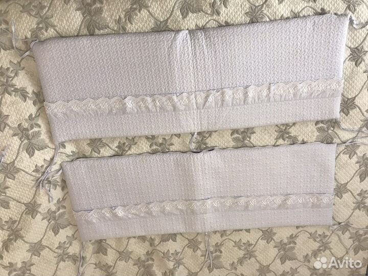 Комплект в детскую кроватку с бортиками