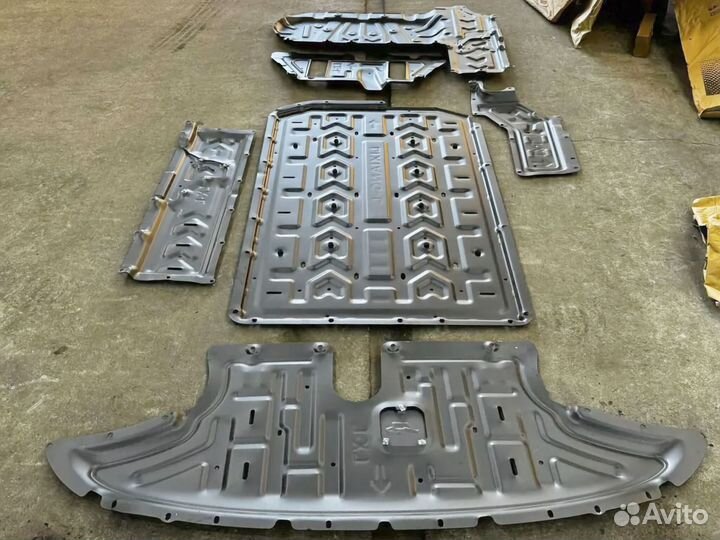 Защита днища LiXiang L7 Ultra 2,5 мм