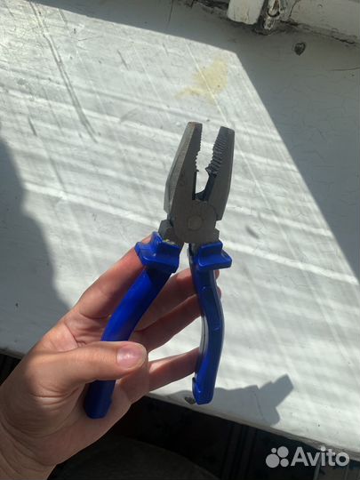 Плоскогубцы