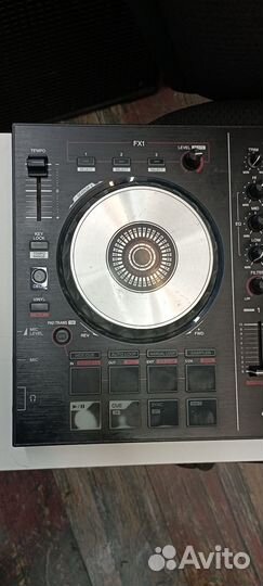 Pioneer ddj sb2 контроллер