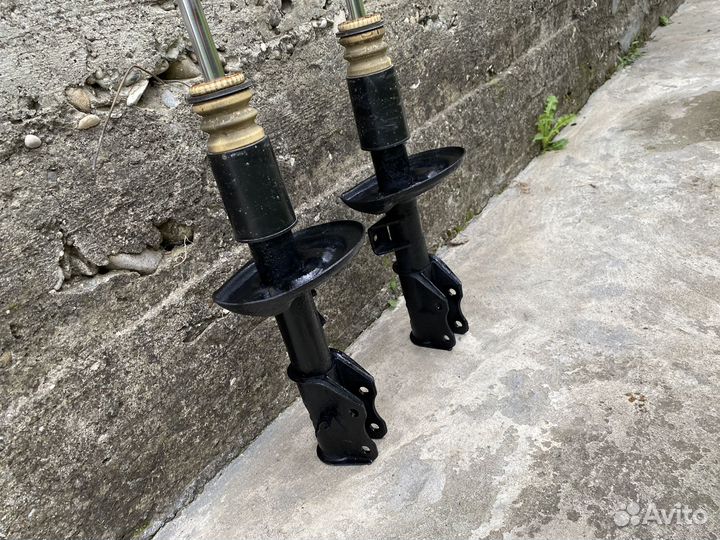 Амортизаторы на весту