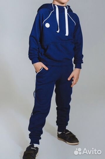 Спортивный костюм для мальчика 128