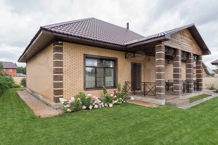 Дом 157 м² на участке 10 сот.