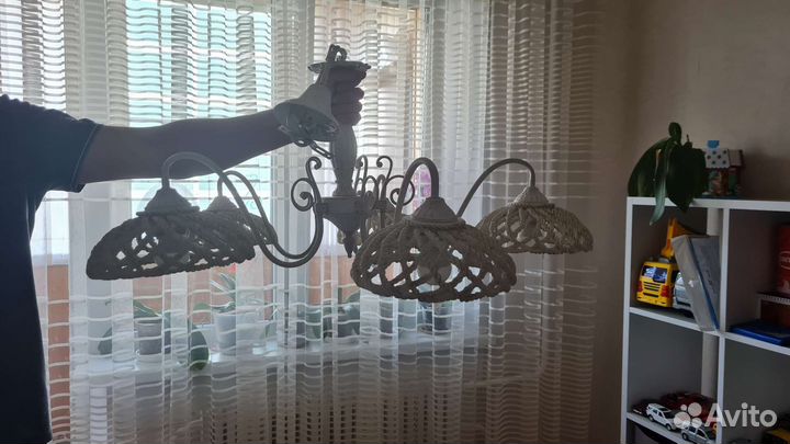 Люстра потолочная