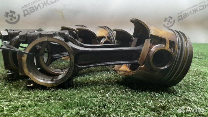 Поршень с шатуном Ваз 2104 1.6 2001