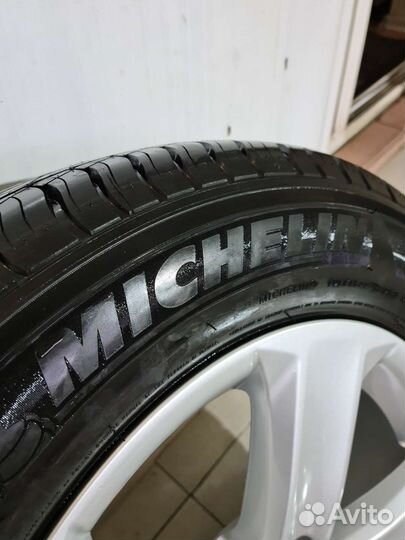Michelin Latitude Tour HP 225/65 R17 102H