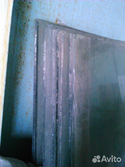 Продаю стекло(б/у) - толщина 5мм