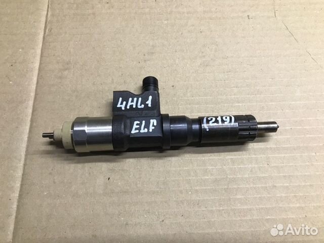 Форсунка топливная common rail Isuzu Elf NKR81E